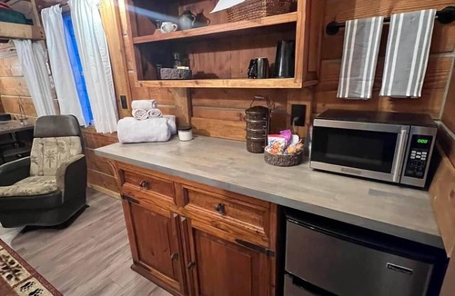 Chase Cabin | Rapha Cabin-HCRL