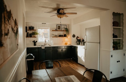 Grand Rapids House | Recently updated modern design 2 bedroom!
