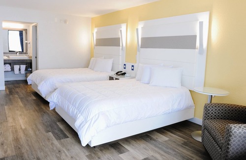 St. Augustine Beach Hotel | Regency Inn & Suites