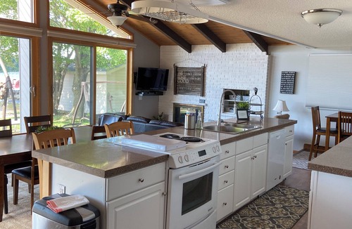 Maple Lake House | Relax, Unwind, You're at the Lake!