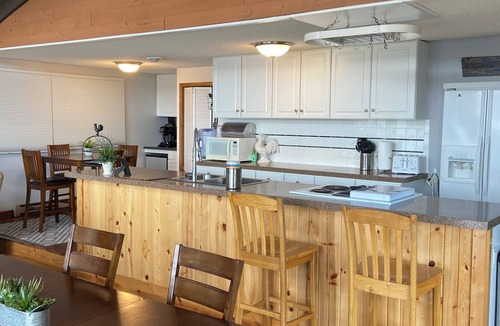 Maple Lake House | Relax, Unwind, You're at the Lake!