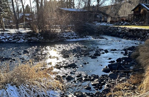 Durango Condo | Relaxing River Front Retreat - Lakes too! Studio Condo with Kitchen