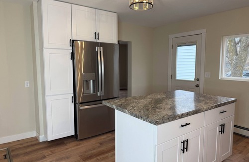 Barrett House | Remodeled 4-bedroom Lake house with WiFi and AC in Barrett, MN Sleeps 12!