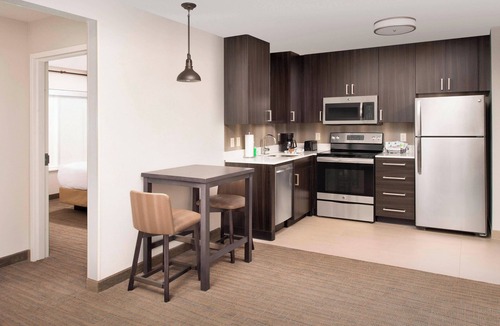 Dupont Hotel | Residence Inn by Marriott Denver Airport/Convention Center