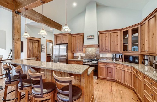 Peak 8 House | Retreat at Shock Hill Home: Walk to Gondola