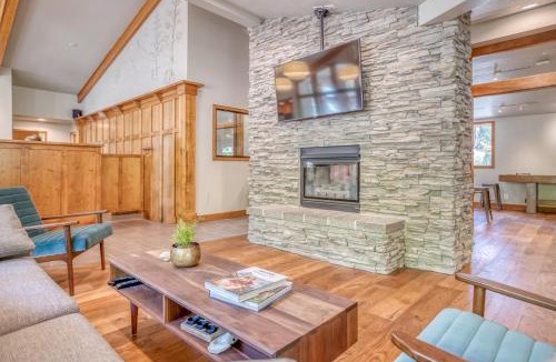 Century West House | River Ridge 420AB