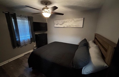 Blue Township Apartment | River