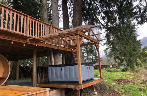 Sedro-Woolley House | Riverfront Getaway on the Wild and Scenic
