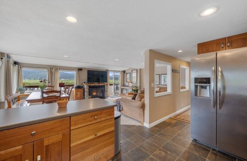 Nehalem House | *Riverfront*Pvt Dock*Game Room*6 mins to Beach*