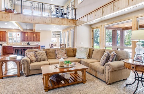 Orondo House | Riverside Luxury