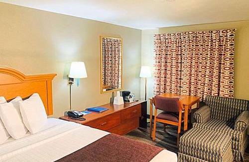 Sheridan Hotel | Roadside Motel