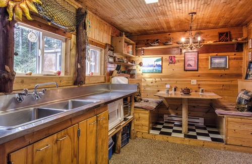 Lummi Island Cabin | Romantic Waterview Island Cabin/Enclosed Hot TUB/Pet Friendly/wood fire