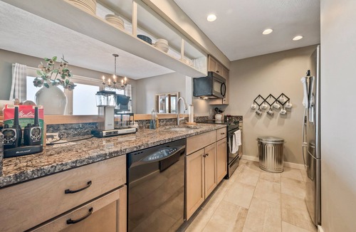 Rangeley Condo | Saddleback | 14 Clubhouse | Ski in/out | Sauna