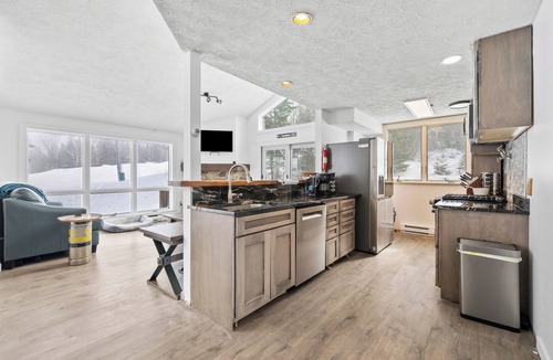 Rangeley Condo | Saddleback | Rock Pond 34 | Ski in/out | Pet friendly