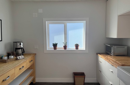 Salt Spring Island Apartment | Salt Spring Sunrise