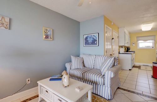 Carolina Beach Condo | Sands III C2 - Fantastic ocean front condo with pool