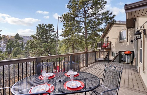 Northwest Colorado Springs House | Scenic Mountain Views/Corporate Rental/30 day minimum