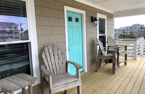 Kill Devil Hills Cottage | Sea Captain's Cottage 4; Oceanfront Cottage Court