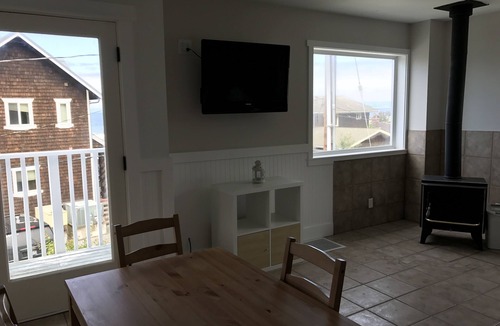 Maxwelton House | Sea-Esta I Charming Getaway I SLEEPS 4