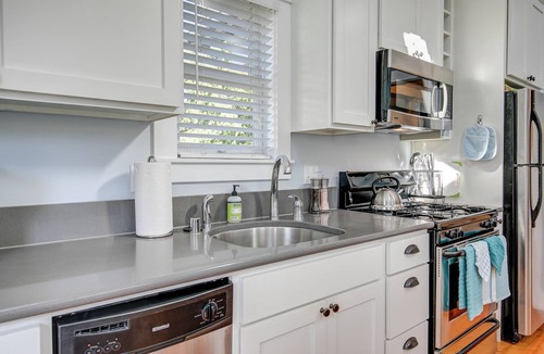 Seabrook Cabin | Seabrook Cabin- Private Hot Tub, Indoor & Outdoor Fires, 10 min. walk to town