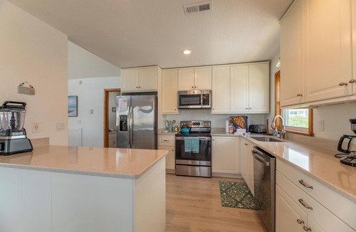 Nags Head House | Seagrove View - NH MP 10.5, Oceanside, 800 ft to the BEACH, YMCA Passes