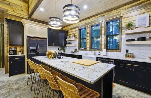 Broken Bow Cabin | Seasons & Streams | Spacious Creekside Retreat