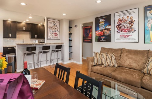 Madrona House | Seattle Vacation Home: The Autobahn - 3 bed/2 bath, great outdoor space!