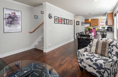 Miller Park House | Seattle Vacation Home: Wall Street - Luxury 3 bed/2.5 bath, great location