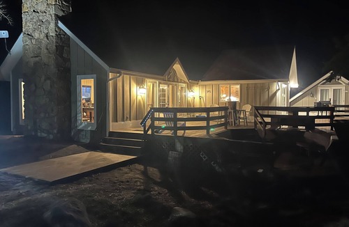 Allenspark House | Secluded Cabin near Wild Basin