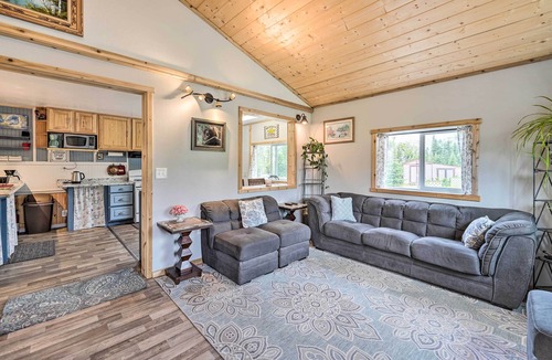 Ninilchik Cottage | Secluded Kenai Peninsula Cottage in Ninilchik