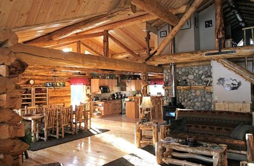 Mentasta Lake House | Secluded Rustic Wilderness Lodge & Cabin Retreat with Private Lake, Sauna & Adventure Trails near Tok, Alaska