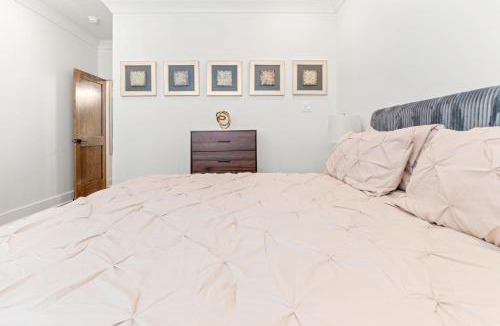 Dillard House | Seize the Stay Creole Cottage Main