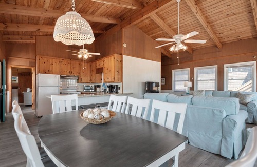 Kitty Hawk House | SEMI OCEANFRONT, Steps to the Beach, Unobstructed Amazing Ocean Views. Remodeled