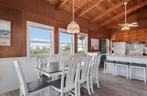 Kitty Hawk House | SEMI OCEANFRONT, Steps to the Beach, Unobstructed Amazing Ocean Views. Remodeled