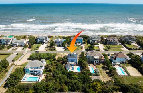 Whalehead Beach House | Semi-Oceanfront with Heated Pool Cabana Ocean Views