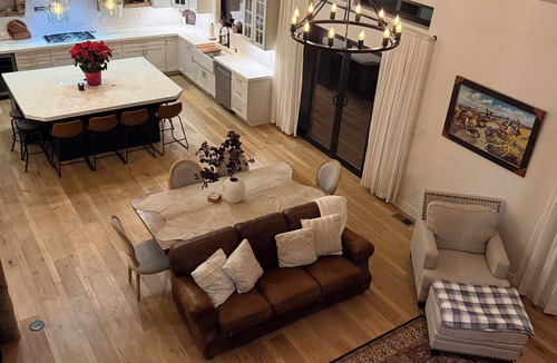 Loma House | Serene Stay with Gorgeous Views, Bright, Cozy & Close to Everything Fruita.