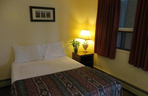 Olds Hotel | Siesta Motel
