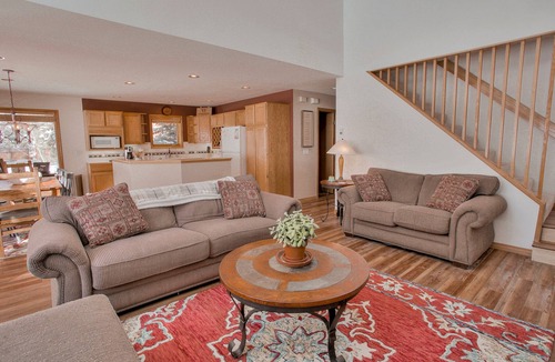 Wildernest House | Silverthorne Gem in the heart of Summit County