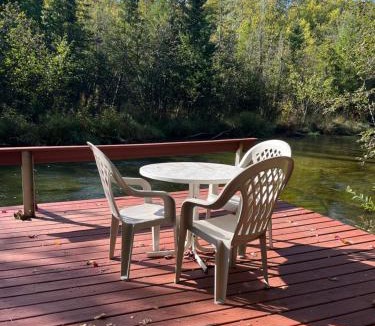Honor House | Sleeping Bear Riverside Cabins - Cabin 5