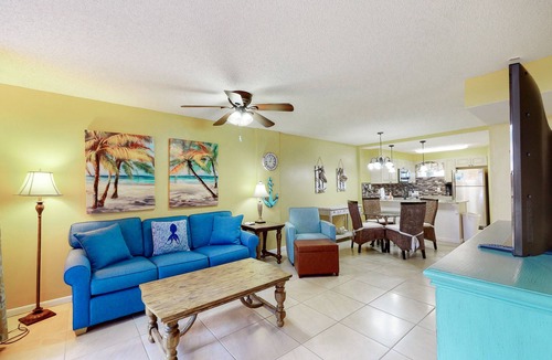 Gulf Shores Condo | Snowbird-Friendly w/Partial Ocean Views, Balcony, A/C, Free WiFi, Shared Pool