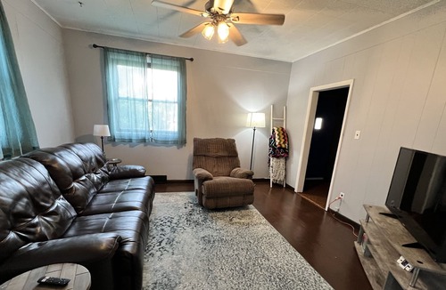Ashland House | South shore getaway