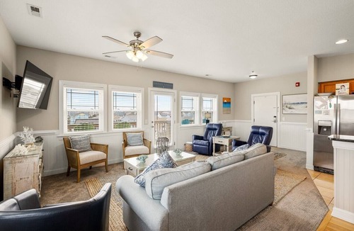 Kill Devil Hills Condo | SP301S - Endless Summer by First Flight Rentals