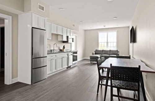 New Orleans Hotel | Spacious 2BR Getaway Near Canal Street