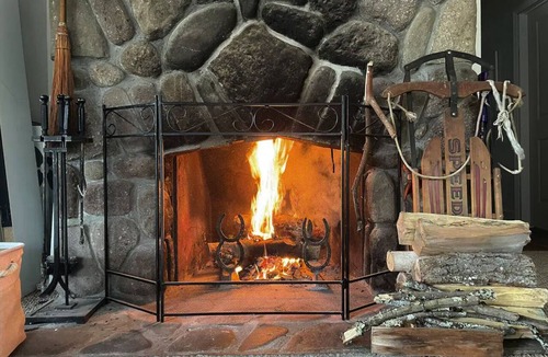 West Kill Cabin | Spacious Catskills Cabin w/Stream Near Hiking, Biking & Skiing
