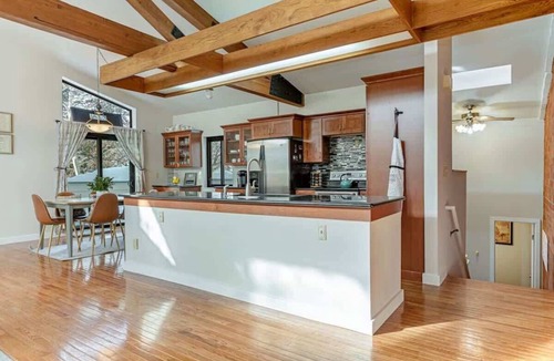 Eagle-Vail House | Spacious | High Ceilings | 4 Min to Beaver Creek