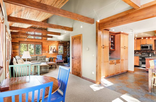 Forest Hills House | Spacious House with Excellent Ski Area Views