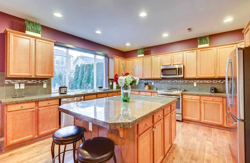 Kent Cottage | Spacious Kent Home Near Seatac Airport w/Patio