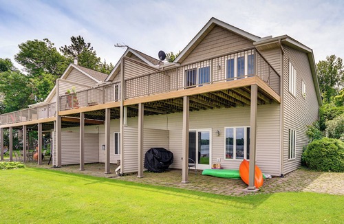 Howard Lake House | Spacious Lakefront Home w/Spectacular Views!