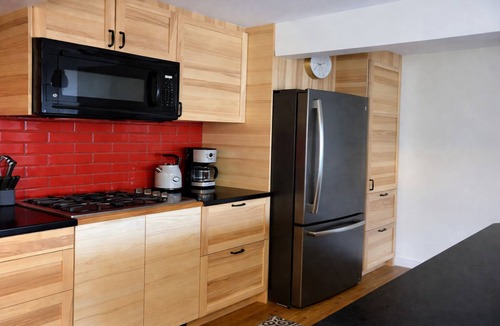 Banff Apartment | Spacious private king suite steps to DT Banff