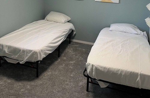 Ashley House | Spacious updated and modern home sleeps 13+